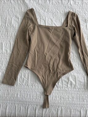Aritzia Long-Sleeve Square-Neck Bodysuit in Taupe